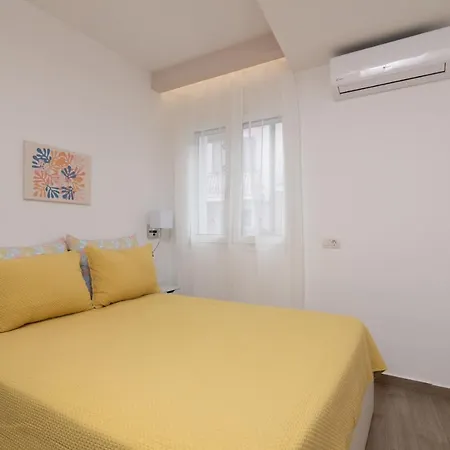公寓 Dimitra Suites *